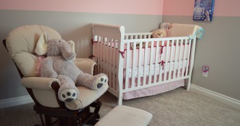 Quelles couleurs choisir pour la chambre de bébé ?