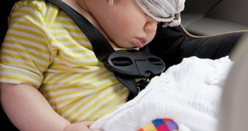 Voyager avec bébé : que faut-il prévoir ?